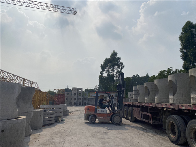 水泥檢查井安裝技術(shù)與注意事項(xiàng)